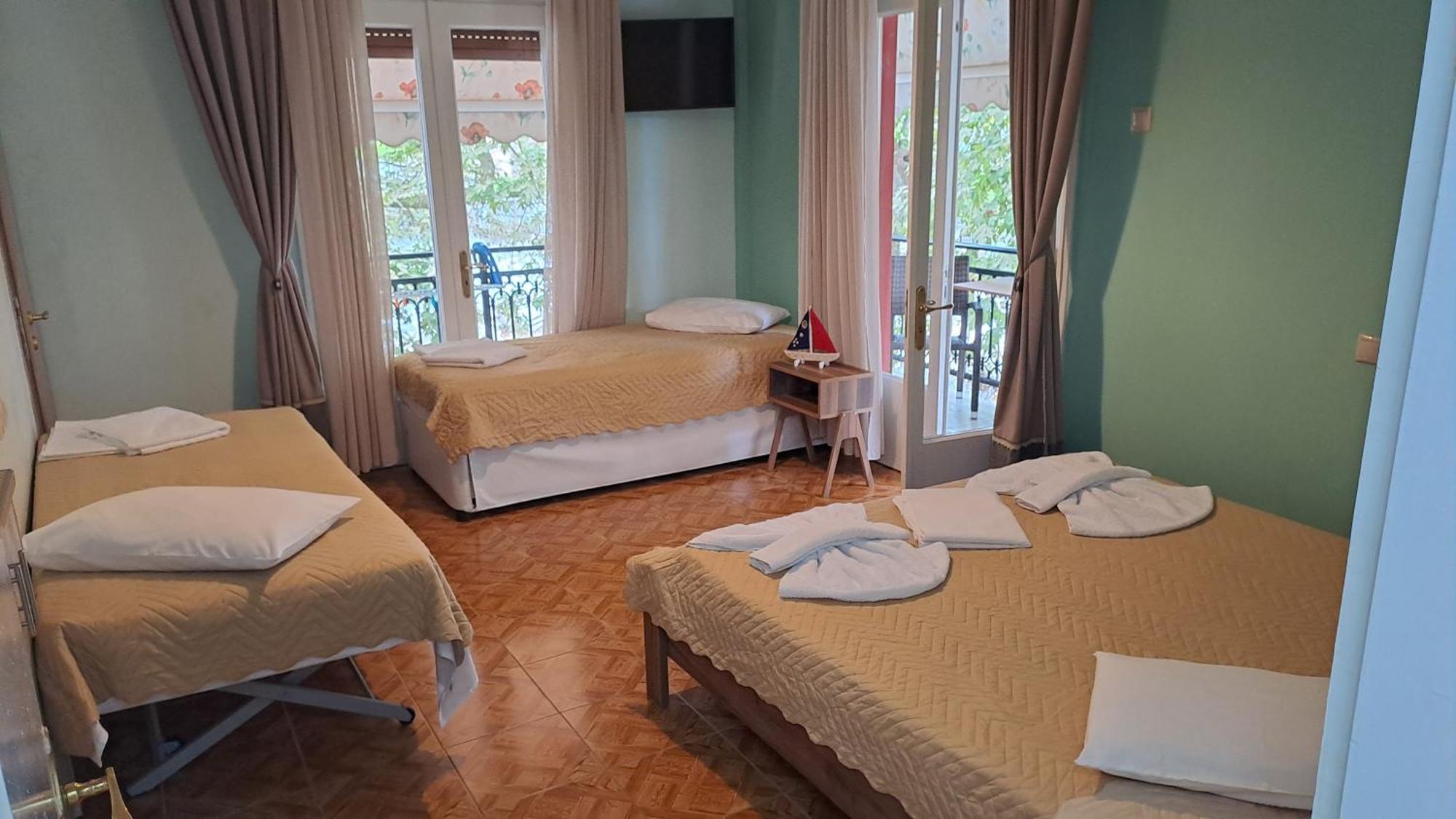 Amaya Pine Studio Panagia  Bagian luar foto